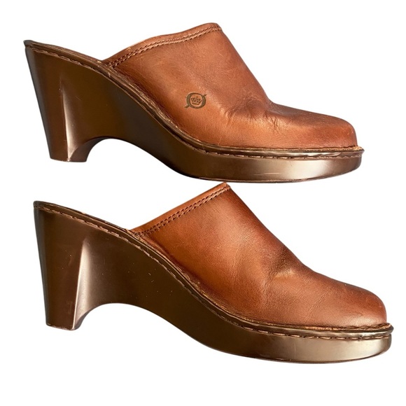Born Women's Brown Leather Heeled Clogs - Picture 3 of 6